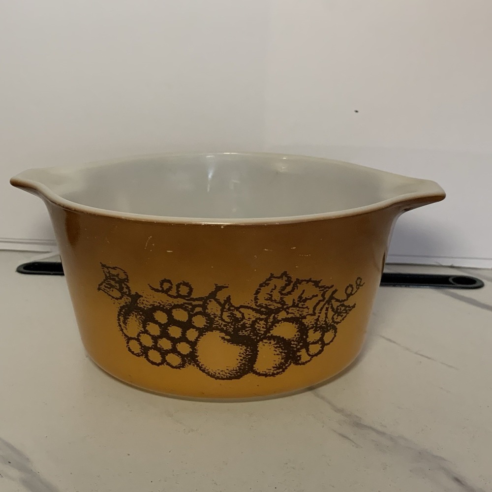 Vintage Pyrex 473 1 QT OLD ORCHARD BROWN